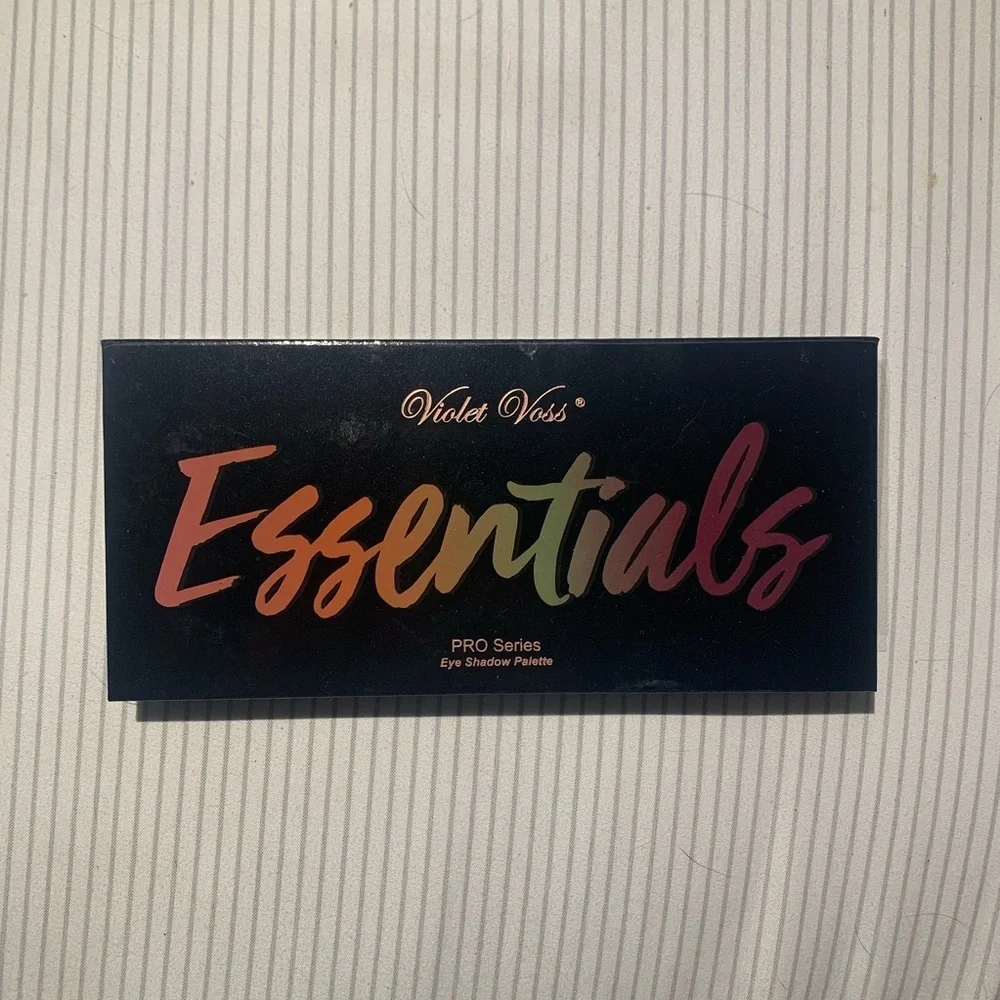 Violet Voss Eyeshadow Palette NEW